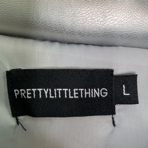 PrettyLittleThing Metallic Silver Unisex Extreme Oversized Puffer Coat Sz Large - Picture 7 of 10